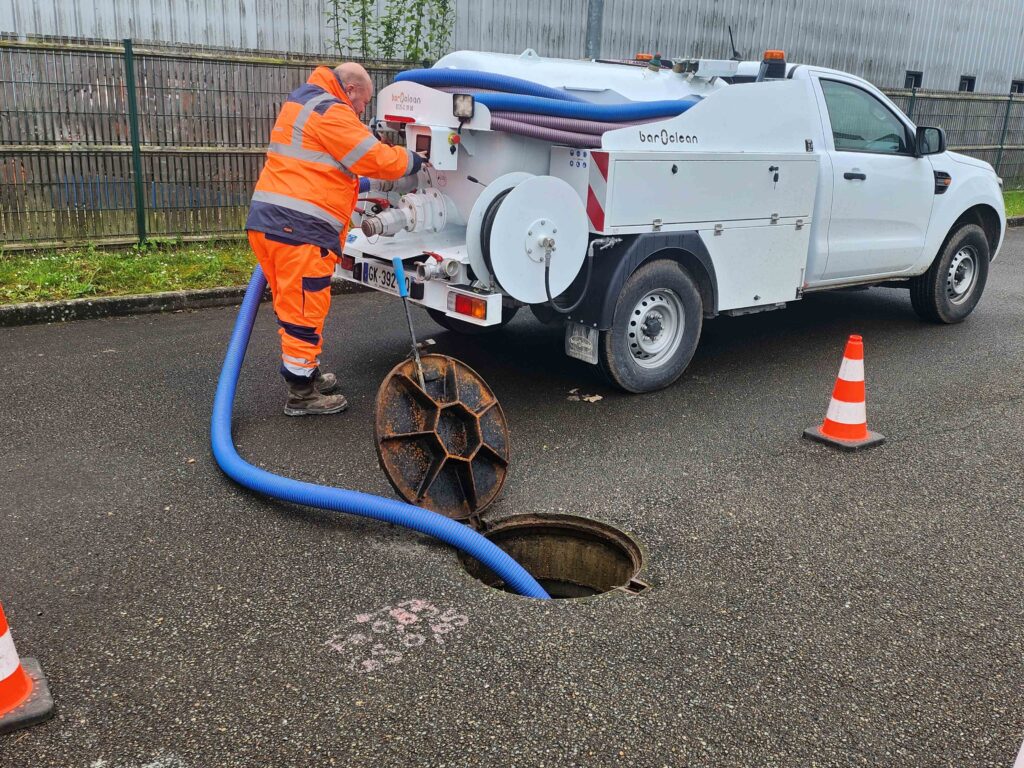 Hydrocurage et dégorgement dans les yvelines